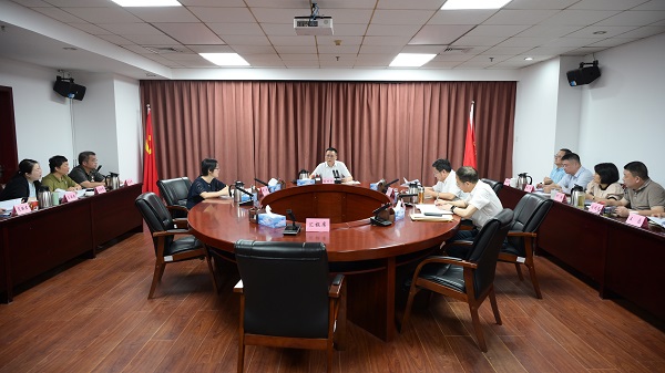 夏清平主持召开管理局党工委2025年第十一次会议